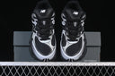 NB 2000 Black and White