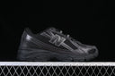 NB 740 Full Black