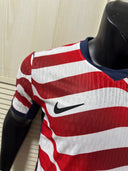 USA home 26/27